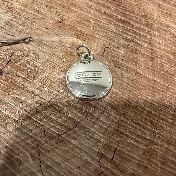 Coach Metal Tag - Picture 2 of 4